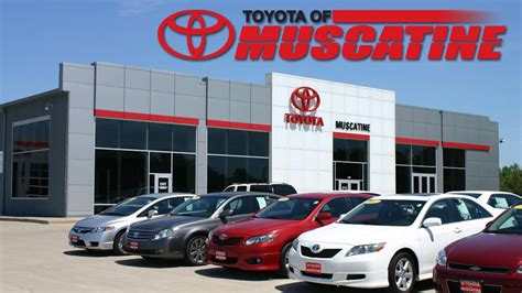 MUSCATINE, Iowa n A new family will be running Toyota of Muscatine come Tuesday, March 1, after purchasing the business from owner Bob Davis. . Toyota of muscatine